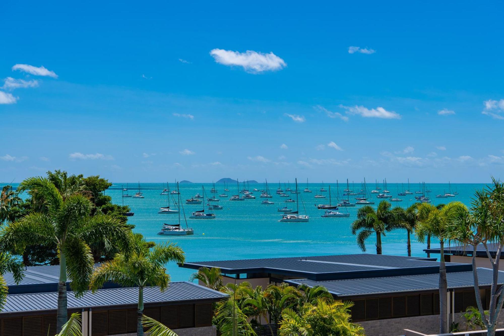 Aparthotel Mirage Whitsundays Airlie Beach Exterior foto