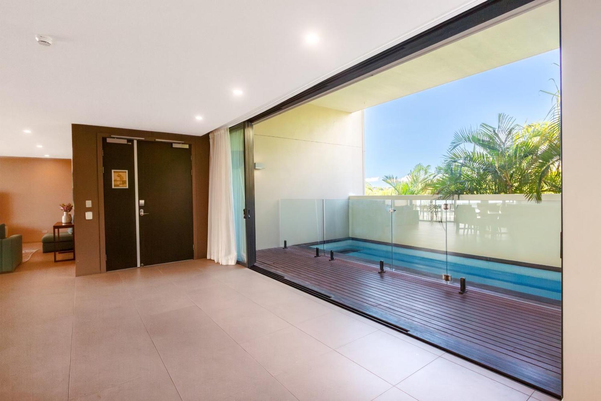 Aparthotel Mirage Whitsundays Airlie Beach Exterior foto